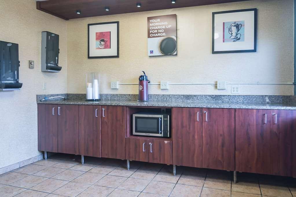 Motel 6-Madison, WI - East Interior foto